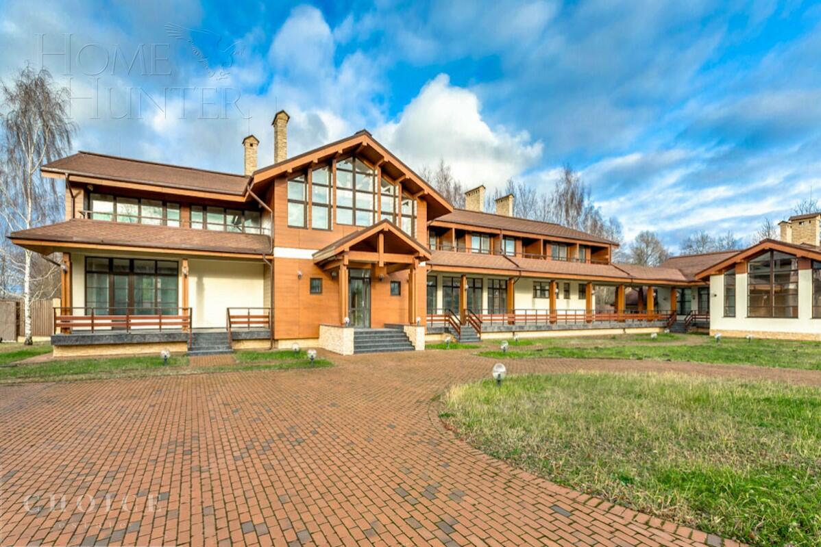 2-этажный коттедж 1 450 м² с отделкой