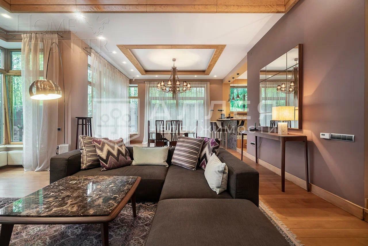 2-этажный коттедж 306 м² с отделкой