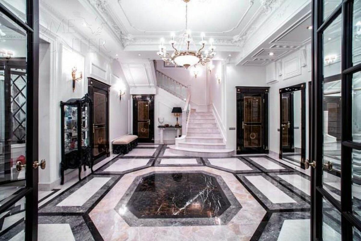 2-этажный коттедж 650 м² с отделкой