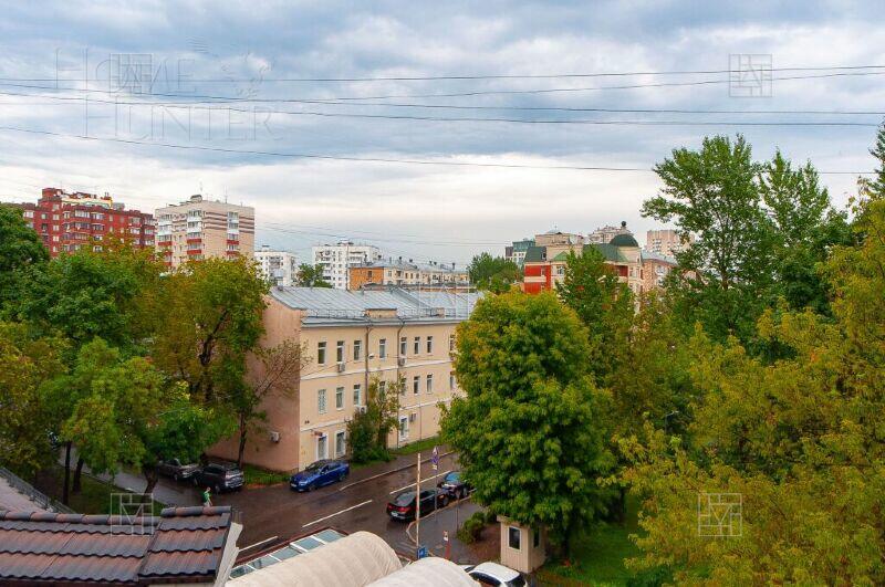 6-КОМН. КВАРТИРА С ОТДЕЛКОЙ 300.3 М² НА 4 ЭТАЖЕ