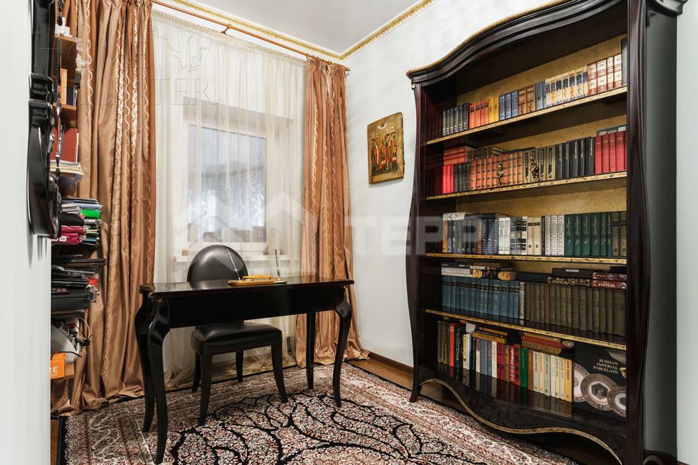 3-этажный таунхаус 200 м² с отделкой