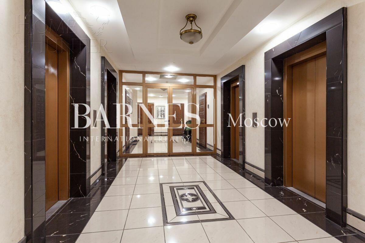 3-КОМН. КВАРТИРА С ОТДЕЛКОЙ 205 М² НА 10 ЭТАЖЕ