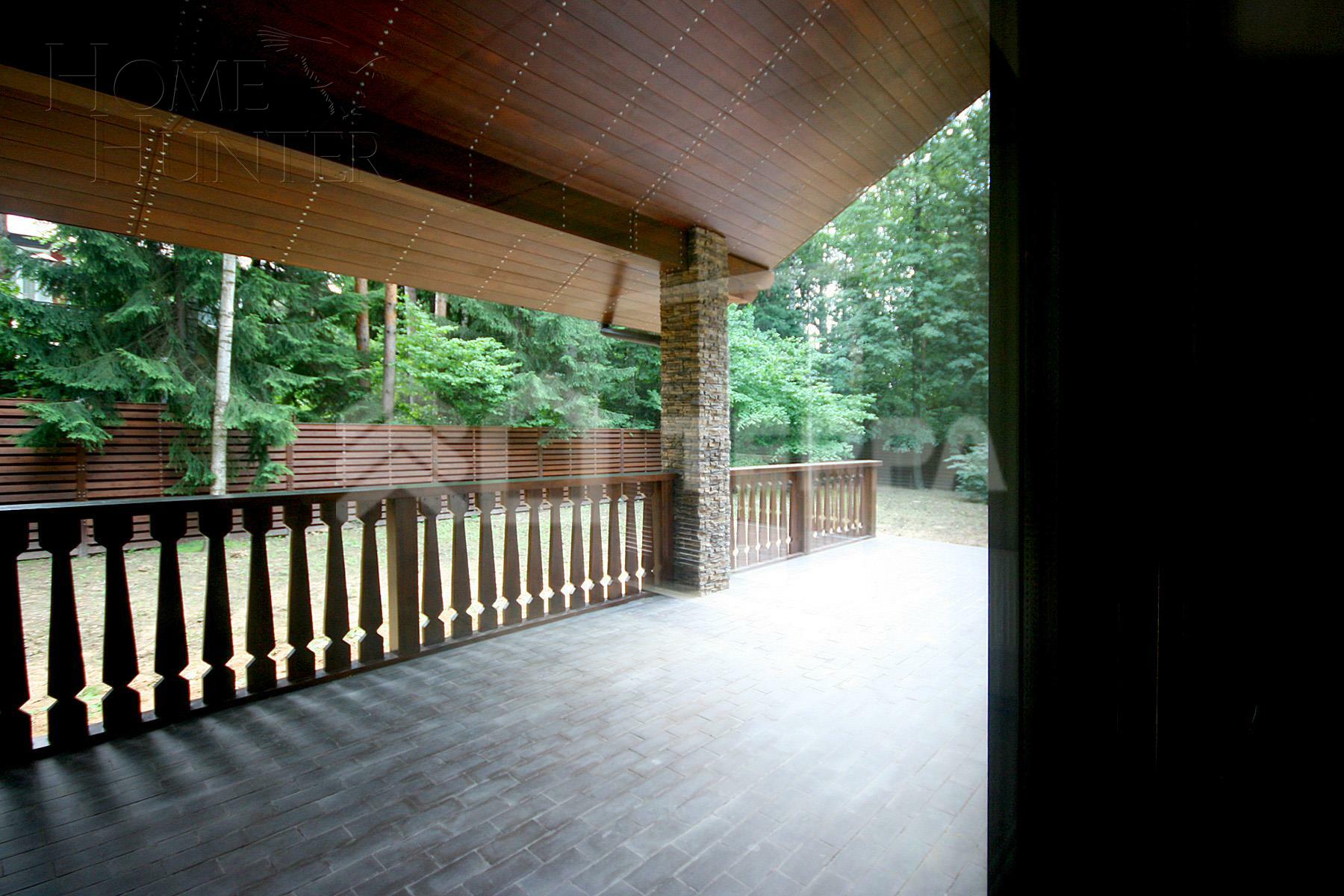 2-этажный коттедж 640 м² без отделки