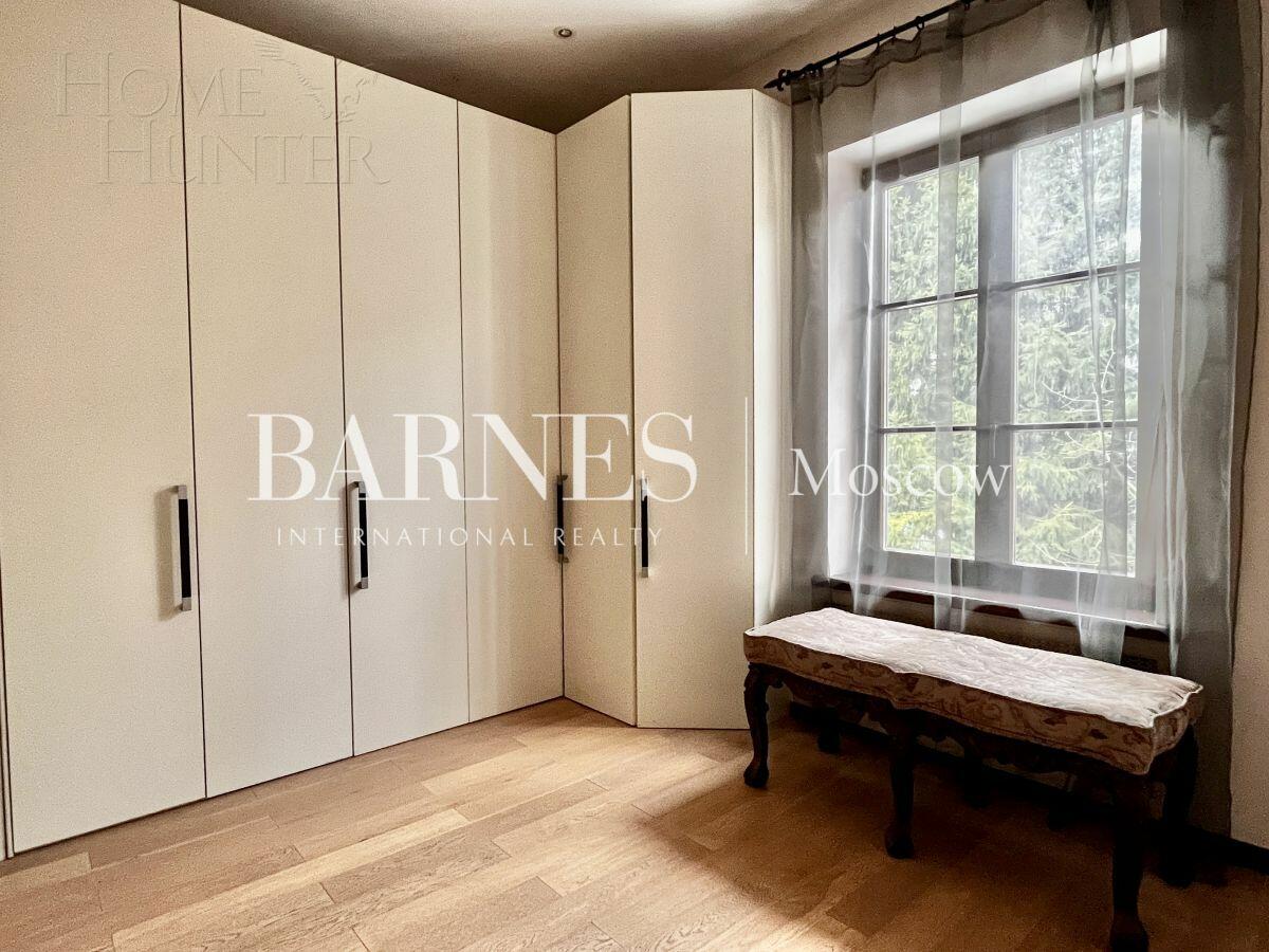 2-этажный коттедж 650 м² с отделкой