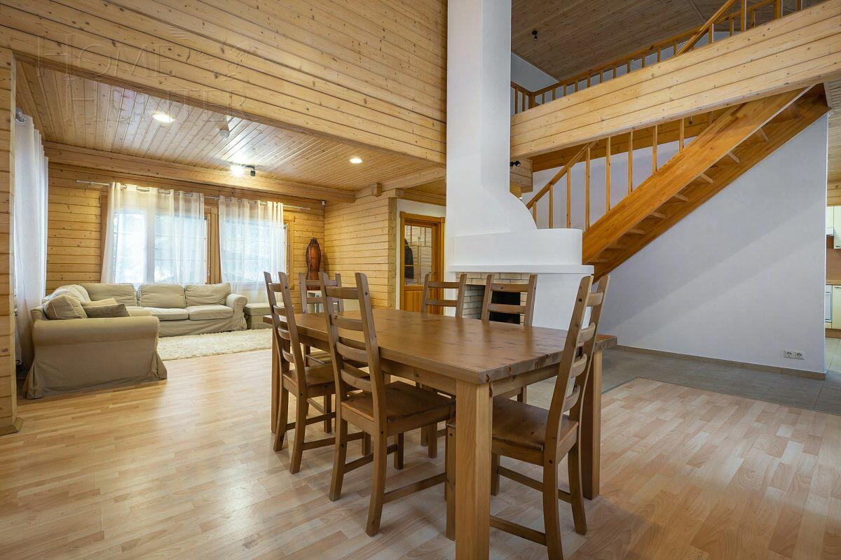 2-этажный коттедж 267 м² с отделкой