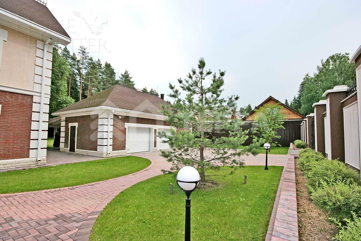 2-этажный коттедж 560 м² с отделкой