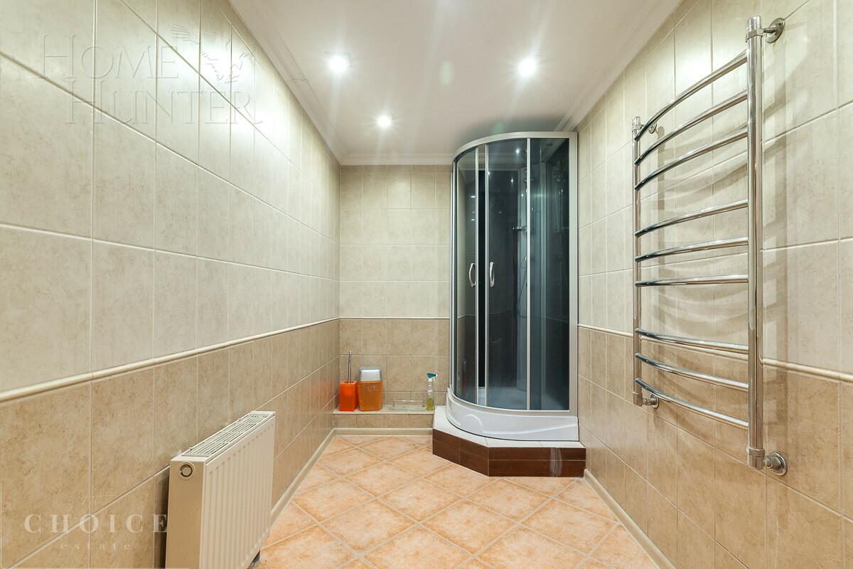 2-этажный коттедж 440 м² с отделкой