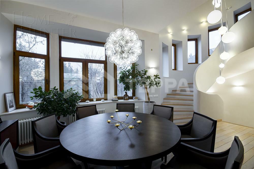 3-этажный коттедж 750 м² с отделкой