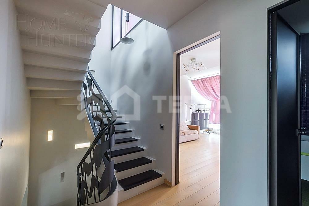 3-этажный таунхаус 354 м² с отделкой