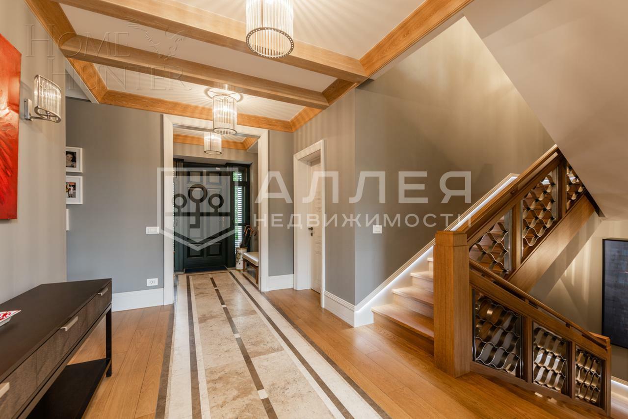 2-этажный коттедж 1 000 м² с отделкой