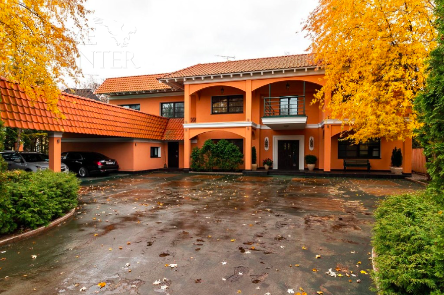 2-этажный коттедж 760 м² с отделкой