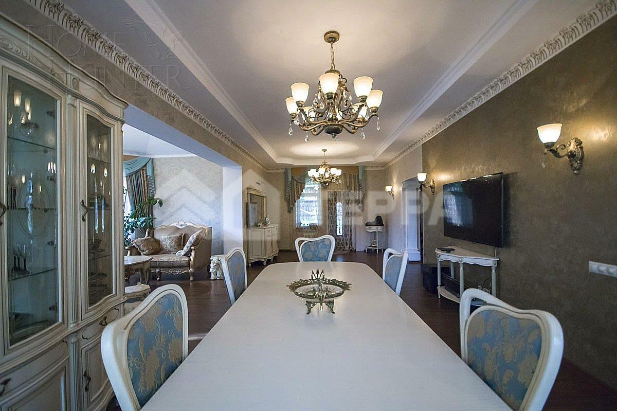 2-этажный коттедж 380 м² с отделкой