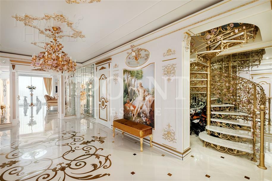 2-УРОВНЕВАЯ КВАРТИРА С ОТДЕЛКОЙ 721 М² НА 15 ЭТАЖЕ