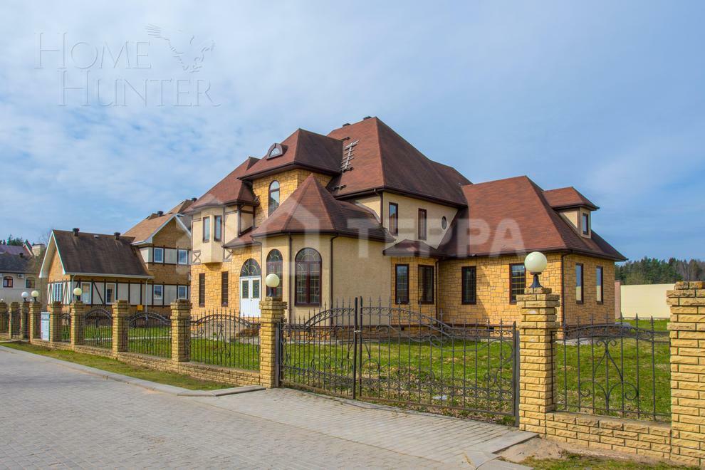 2-этажный коттедж 931 м² без отделки