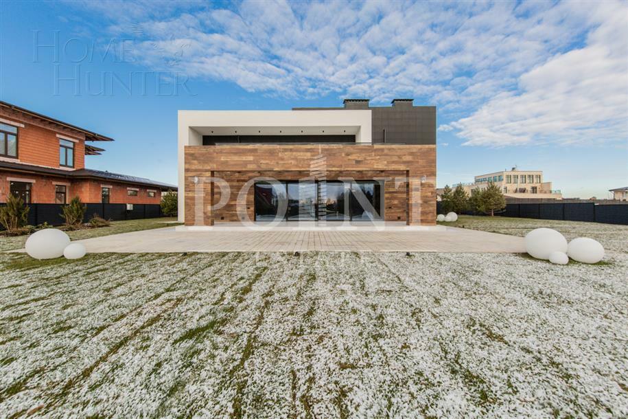 2-этажный коттедж 540 м² с отделкой