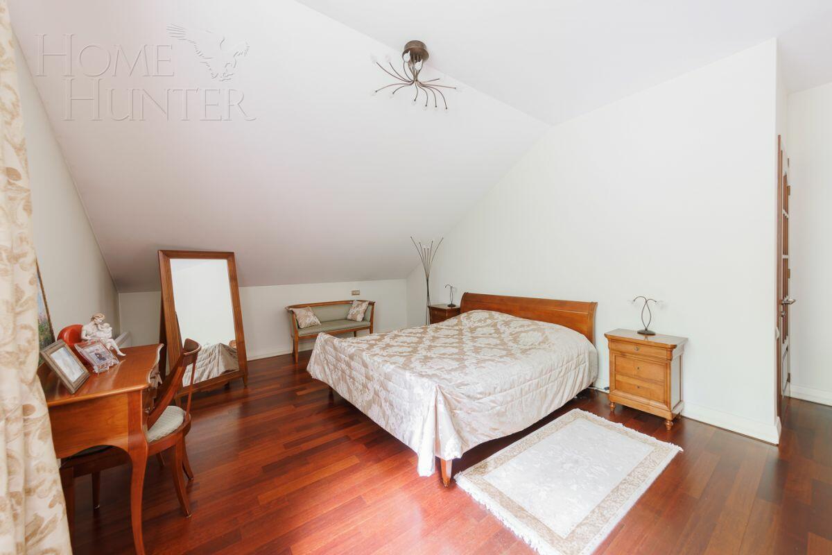 2-этажный коттедж 398.2 м² с отделкой