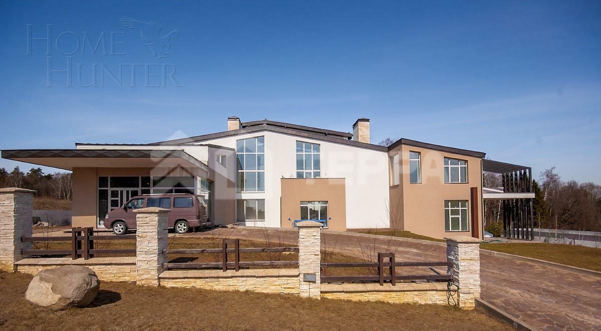 2-этажный коттедж 1 000 м² с отделкой