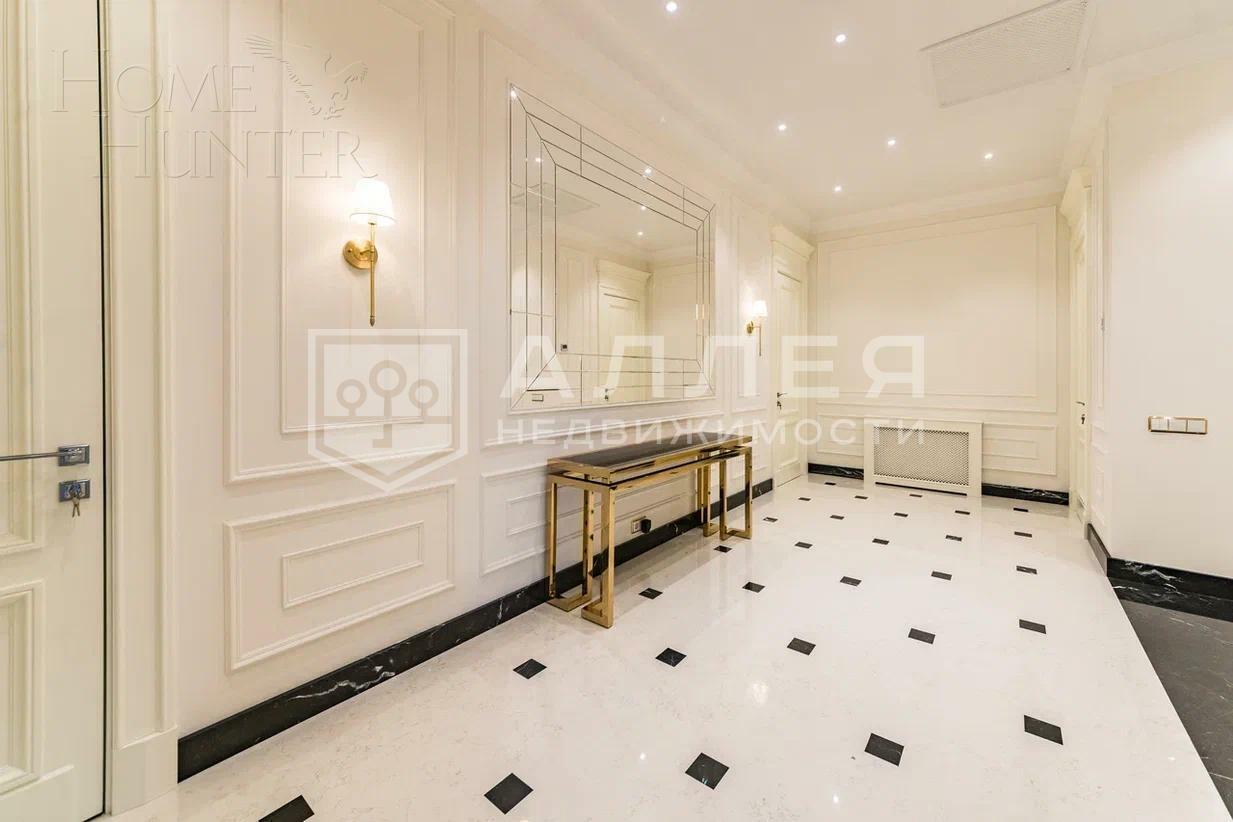 2-этажный коттедж 961 м² с отделкой