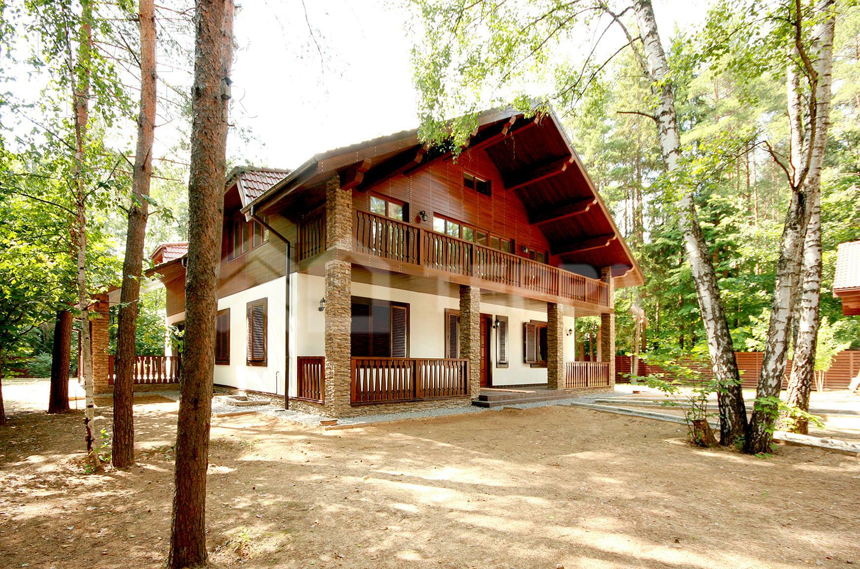 2-этажный коттедж 640 м² без отделки