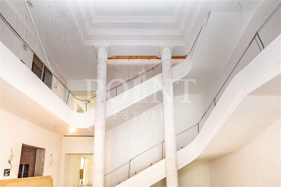 2-этажный коттедж 1 350 м² без отделки