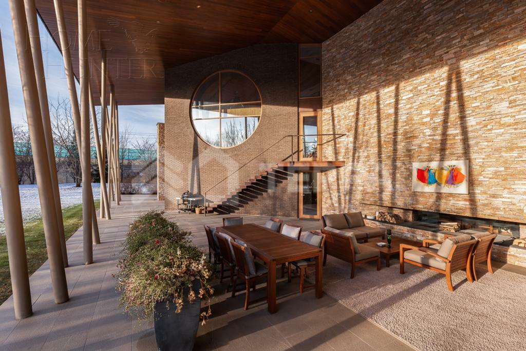 2-этажный коттедж 1 360 м² с отделкой