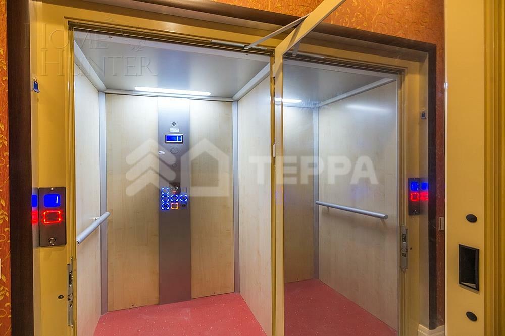 2-этажный коттедж 1 100 м² с отделкой