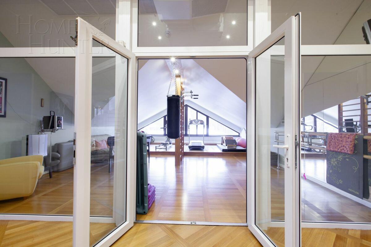 2-этажный коттедж 972 м² с отделкой