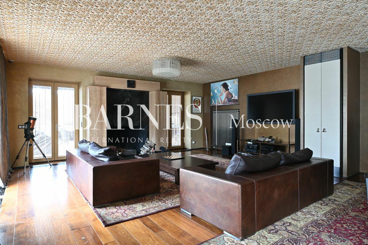 2-этажный коттедж 637 м² с отделкой