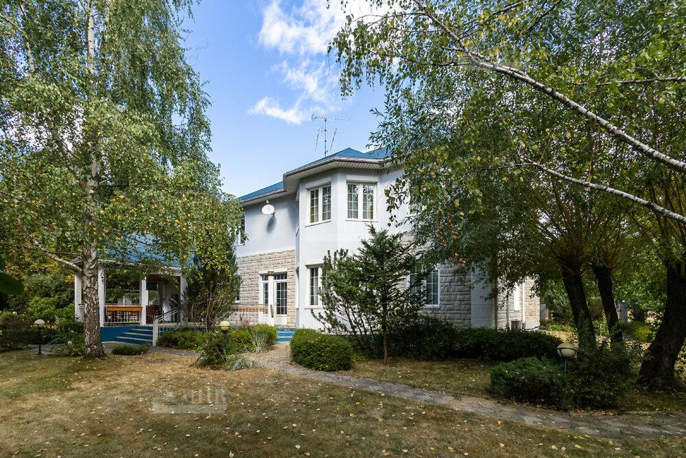 2-этажный коттедж 333 м² с отделкой