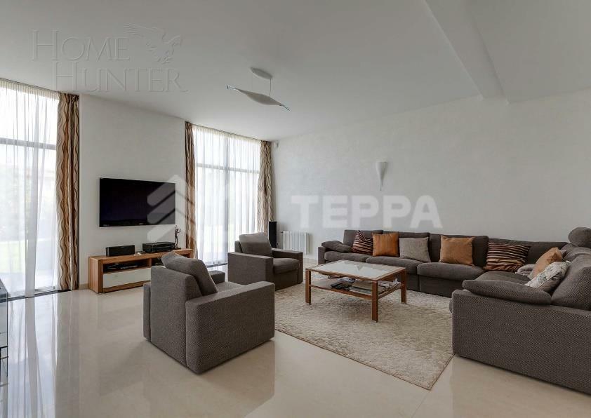 3-этажный коттедж 1 000 м² с отделкой