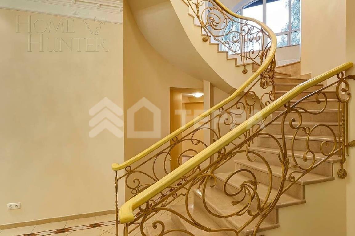 2-этажный коттедж 1 200 м² с отделкой