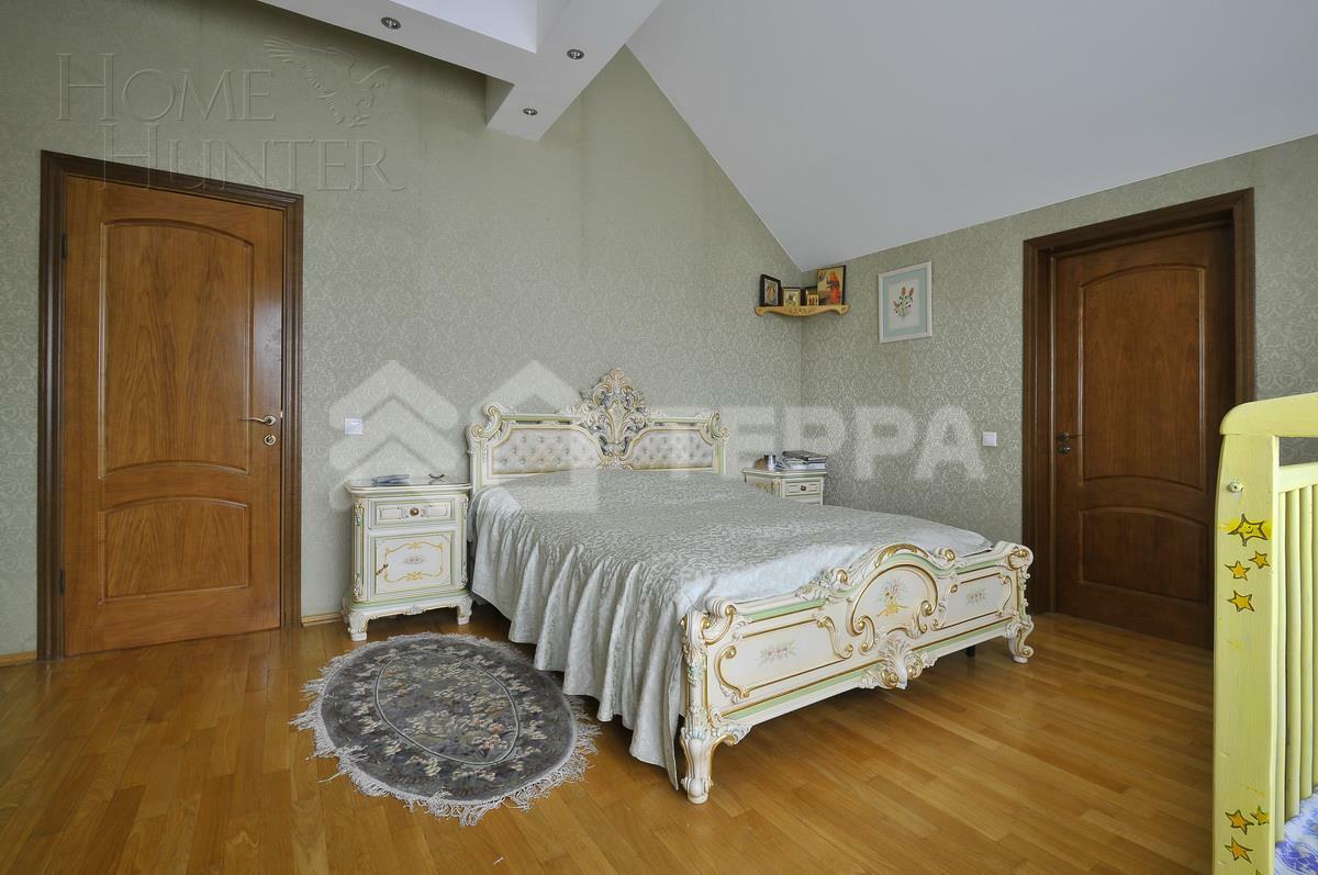 2-этажный коттедж 340 м² с отделкой