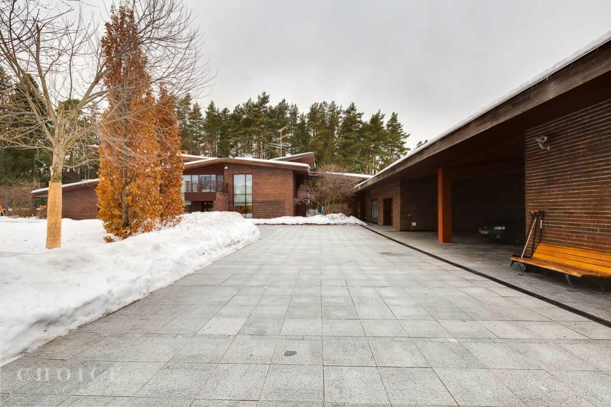 2-этажный коттедж 1 254 м² с отделкой