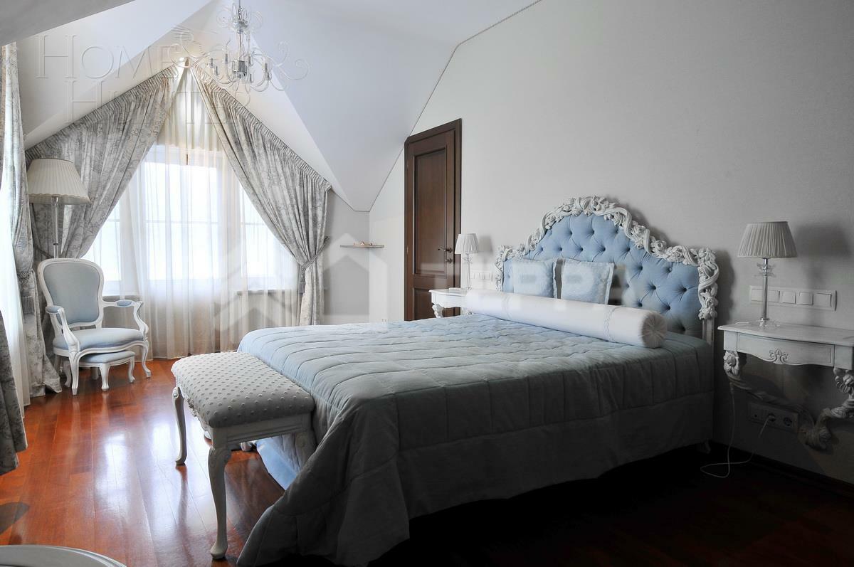 2-этажный коттедж 250 м² с отделкой