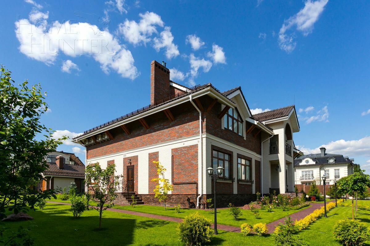 2-этажный коттедж 900 м² с отделкой