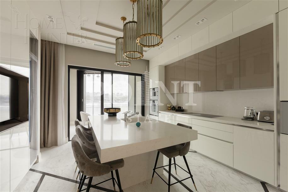 3-КОМН. КВАРТИРА С ОТДЕЛКОЙ 218 М² НА 2 ЭТАЖЕ