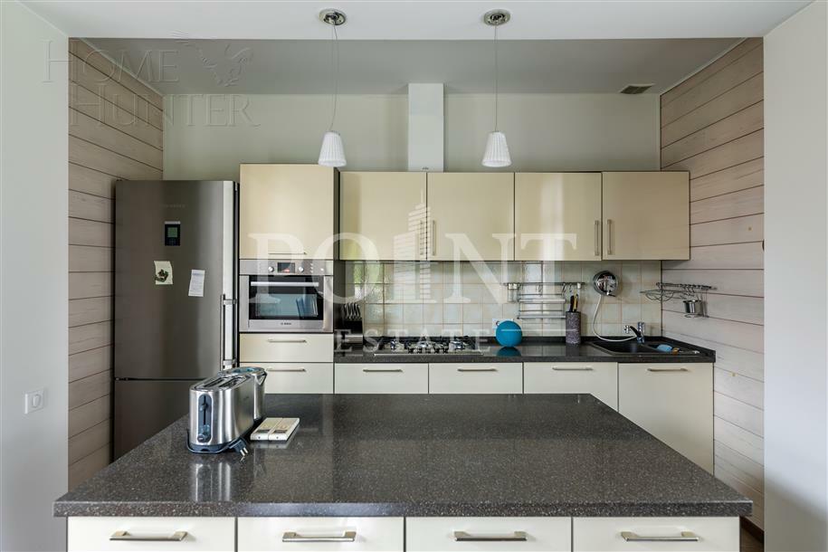 2-этажный коттедж 300 м² с отделкой