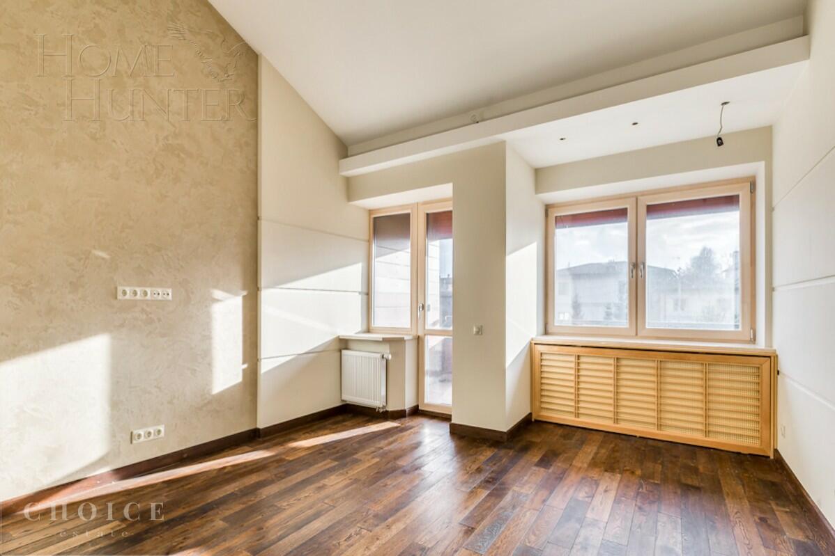 2-этажный коттедж 1 450 м² с отделкой