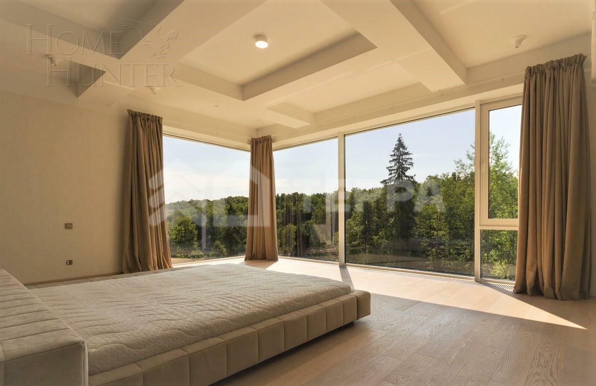 2-этажный коттедж 1 000 м² с отделкой