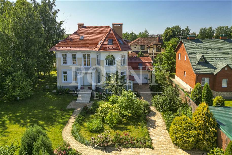 2-этажный коттедж 520 м² с отделкой