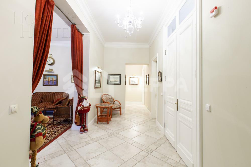 КОТТЕДЖ 972 м² с отделкой