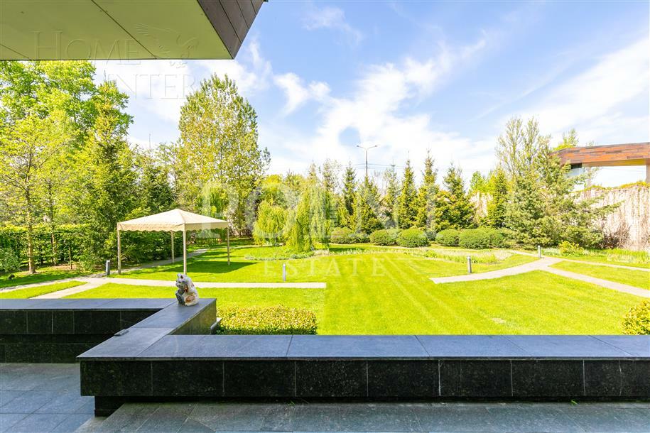 2-этажный коттедж 744.9 м² с отделкой