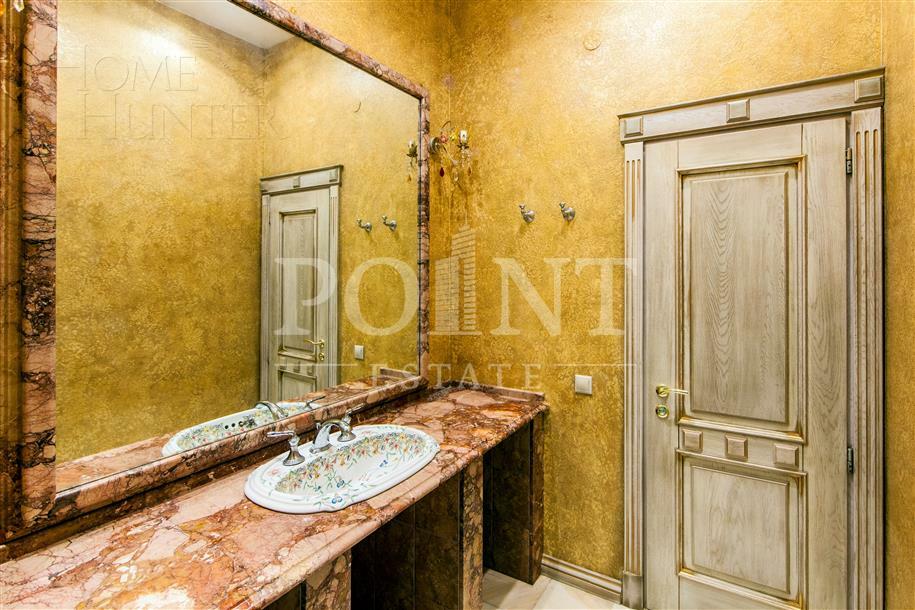 3-этажный коттедж 500 м² с отделкой