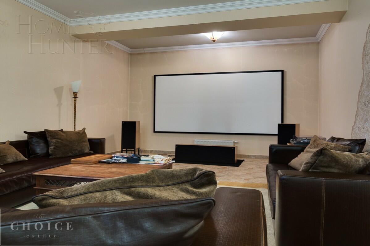 2-этажный коттедж 550 м² с отделкой