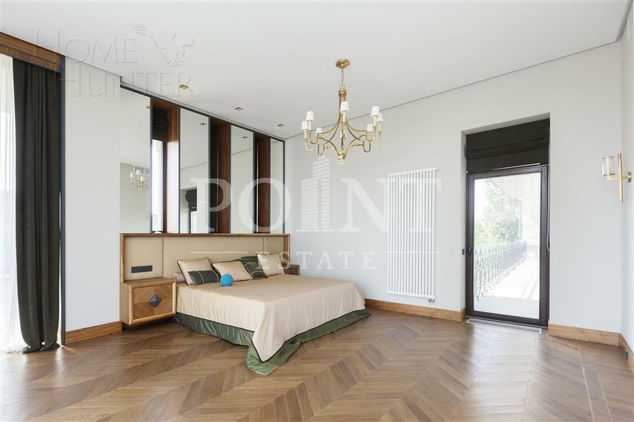 2-этажный коттедж 989.7 м² с отделкой