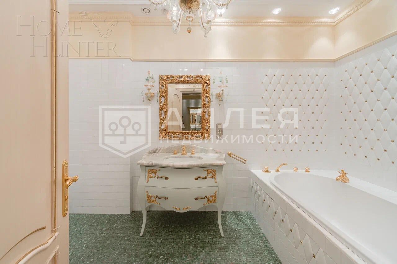 2-этажный коттедж 1 500 м² с отделкой