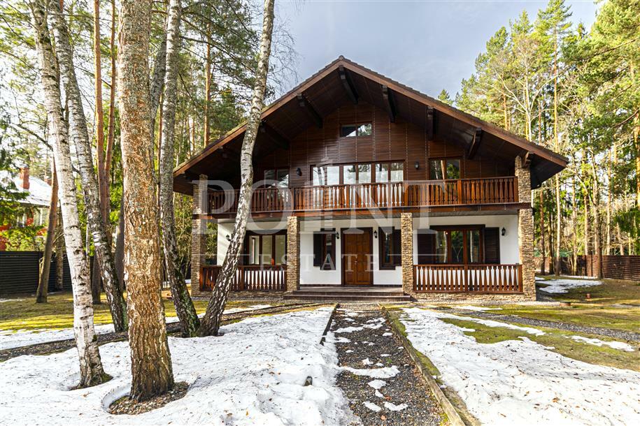 2-этажный коттедж 640 м² без отделки