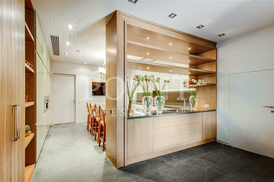 2-этажный коттедж 1 508 м² с отделкой