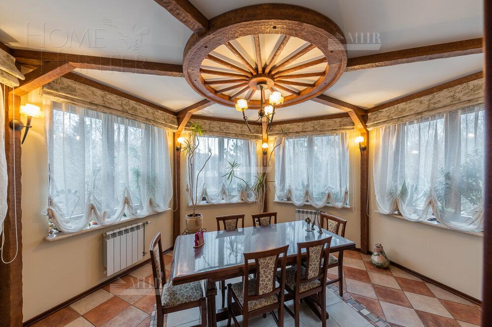 2-этажный коттедж 500 м² с отделкой