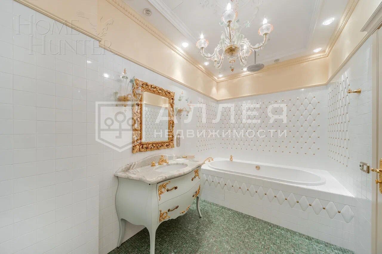 2-этажный коттедж 1 500 м² с отделкой